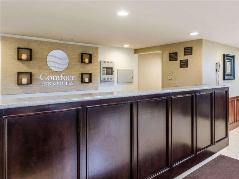 Comfort Inn & Suites Уест Спрингфийлд Екстериор снимка