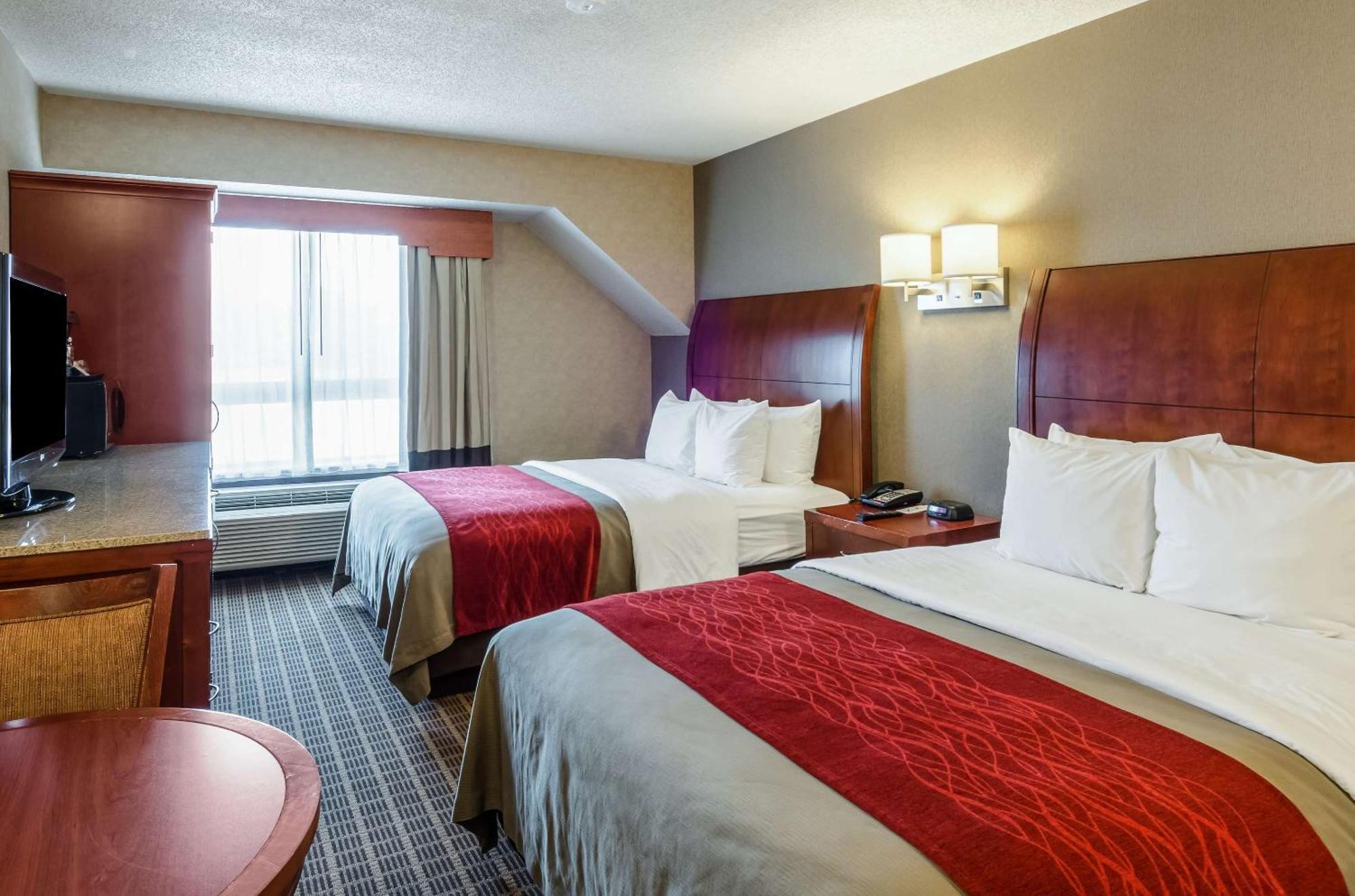 Comfort Inn & Suites Уест Спрингфийлд Екстериор снимка